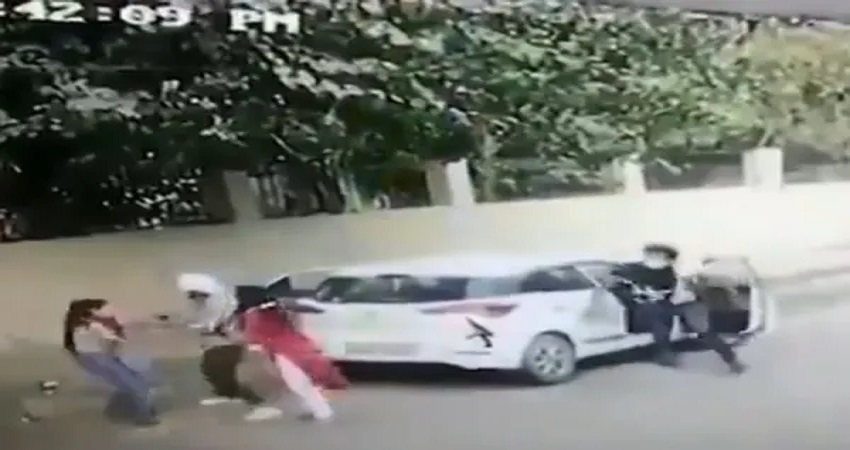 निकिता के हत्यारे तौसीफ ने कबूला अपना गुनाह, बोला- मैने गिरफ्तारी का लिया बदला निकिता के हत्यारे तौसीफ ने कबूला अपना गुनाह, बोला- मैने गिरफ्तारी का लिया बदला